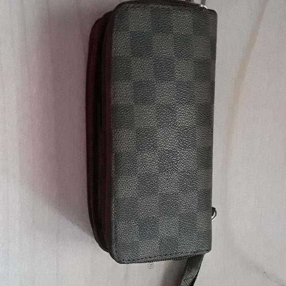 Wallet - Picture 1 of 4